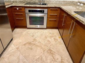 2681 N Flamingo Rd 605S, Sunrise FL 33323