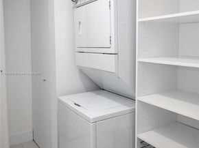 2950 NE 188th St 143, Aventura FL 33180