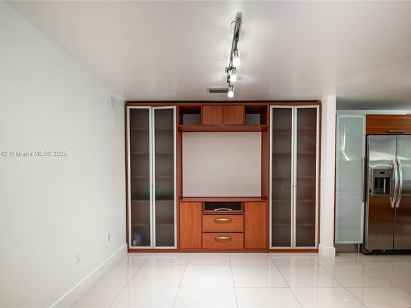2950 NE 188th St 143, Aventura FL 33180