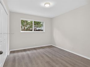 7081 NW 8th Ct, Plantation FL 33317