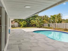 7081 NW 8th Ct, Plantation FL 33317