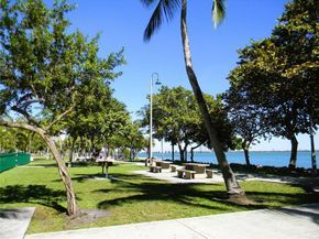 2000 N Bayshore Dr 907, Miami FL 33137