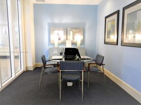 2000 N Bayshore Dr 907, Miami FL 33137