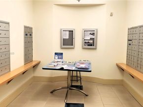 2000 N Bayshore Dr 907, Miami FL 33137