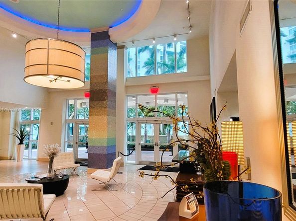 2000 N Bayshore Dr 907, Miami FL 33137