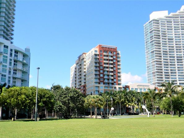 2000 N Bayshore Dr 907, Miami FL 33137