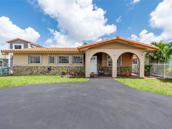 6751 SW 13th Ter, Miami FL 33144