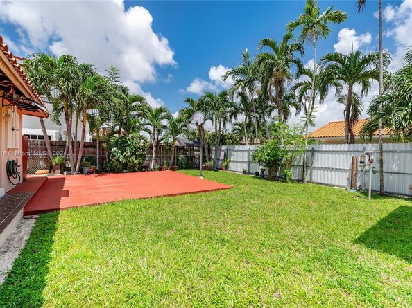 6751 SW 13th Ter, Miami FL 33144