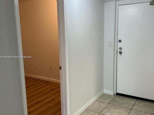 5055 NW 7th St 103, Miami FL 33126