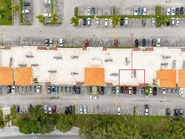 9340 Fontainebleau Blvd W505, Miami FL 33172