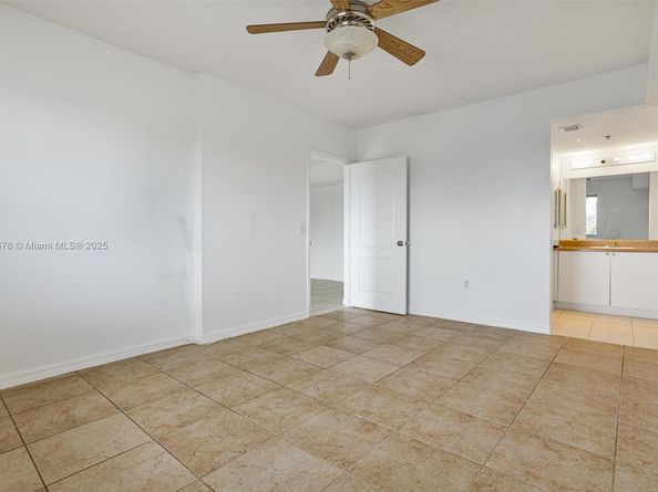 9340 Fontainebleau Blvd W505, Miami FL 33172