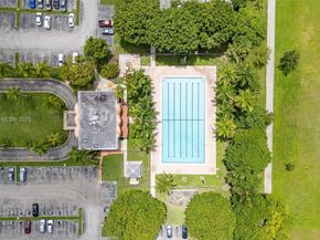 9340 Fontainebleau Blvd W505, Miami FL 33172
