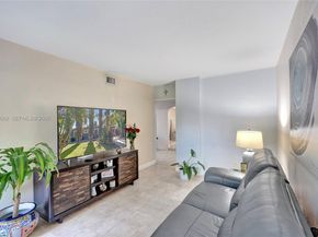 2258 SW 15th St, Miami FL 33145