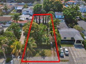 2258 SW 15th St, Miami FL 33145