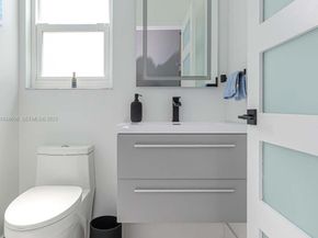 2738 Misty Oaks Cir, Royal Palm Beach FL 33411