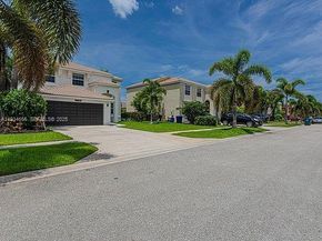 2738 Misty Oaks Cir, Royal Palm Beach FL 33411