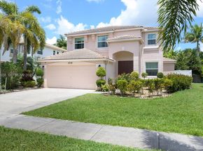 2738 Misty Oaks Cir, Royal Palm Beach FL 33411