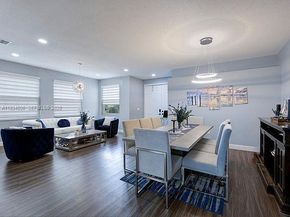 2738 Misty Oaks Cir, Royal Palm Beach FL 33411