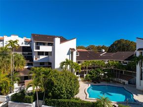 2600 Cardena St PH4, Coral Gables FL 33134