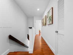 2600 Cardena St PH4, Coral Gables FL 33134