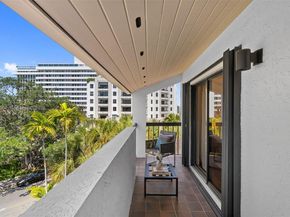 2600 Cardena St PH4, Coral Gables FL 33134