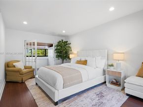 2600 Cardena St PH4, Coral Gables FL 33134