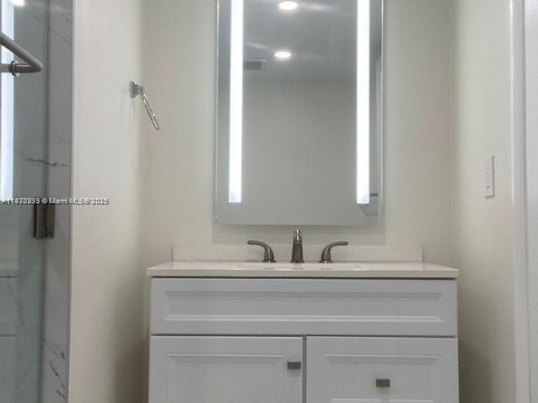 3259 Clint Moore Rd 103, Boca Raton FL 33496