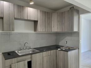 16900 NE 23rd Ave, North Miami Beach FL 33160