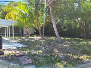 16900 NE 23rd Ave, North Miami Beach FL 33160