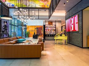 121 NE 34th St 2711, Miami FL 33137