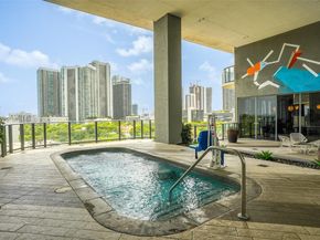 121 NE 34th St 2711, Miami FL 33137