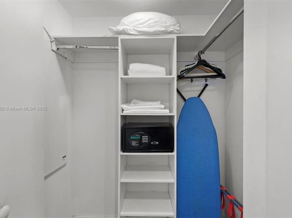 Undisclosed Address #A11884156, Hallandale Beach FL 33009