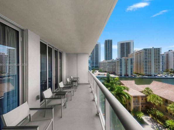 Undisclosed Address #A11884156, Hallandale Beach FL 33009