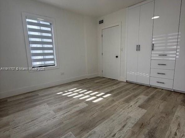 1301 NW 68th Ter, Miami FL 33147