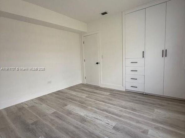 1301 NW 68th Ter, Miami FL 33147