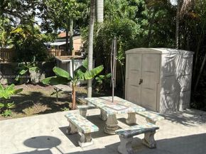 665 E 31st St, Hialeah FL 33013