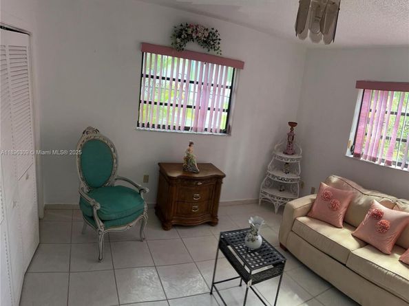 665 E 31st St, Hialeah FL 33013