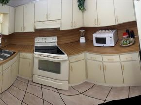 665 E 31st St, Hialeah FL 33013