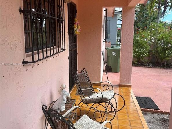 665 E 31st St, Hialeah FL 33013