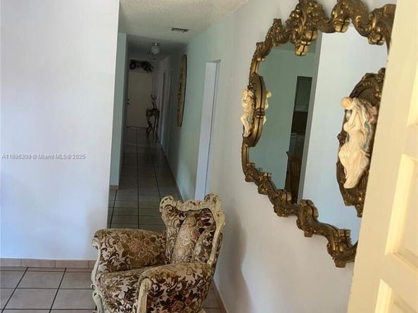 665 E 31st St, Hialeah FL 33013