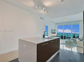 900 Biscayne Blvd 2907, Miami FL 33132