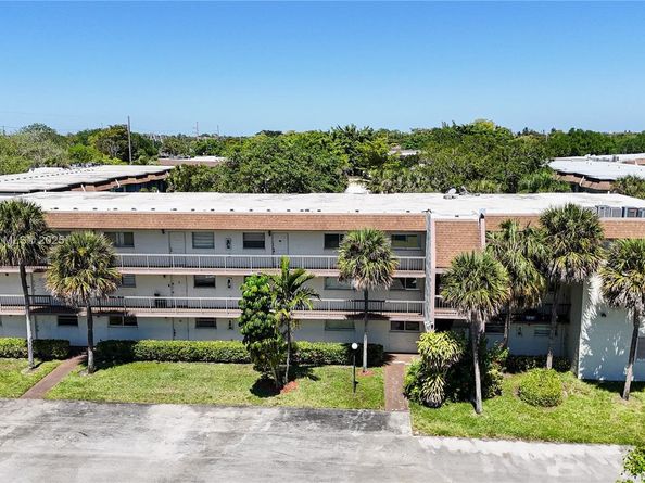 7500 NW 17th St 207, Plantation FL 33313
