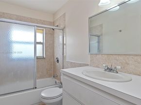 5415 NW 27th St A1, Lauderhill FL 33313