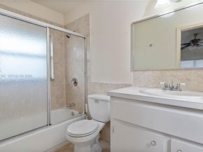 5415 NW 27th St A1, Lauderhill FL 33313