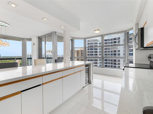 19101 Mystic Pointe Dr 2607, Aventura FL 33180