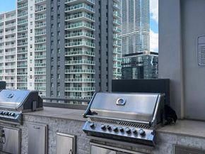 60 SW 13th St 3013, Miami FL 33130