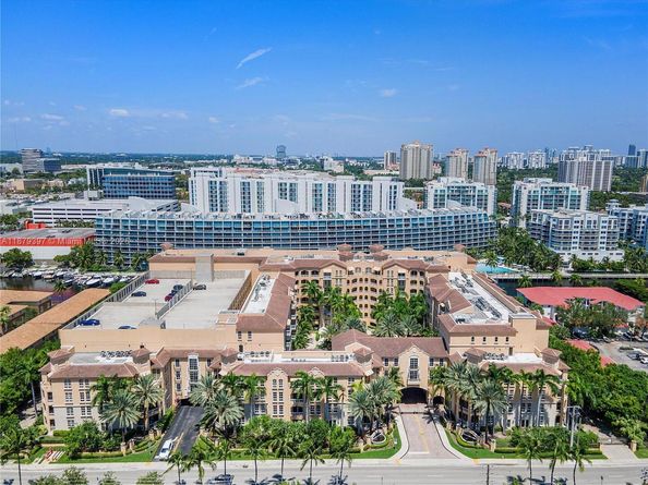 3001 NE 185th St 411, Aventura FL 33180