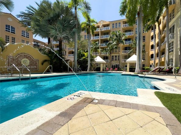 3001 NE 185th St 411, Aventura FL 33180