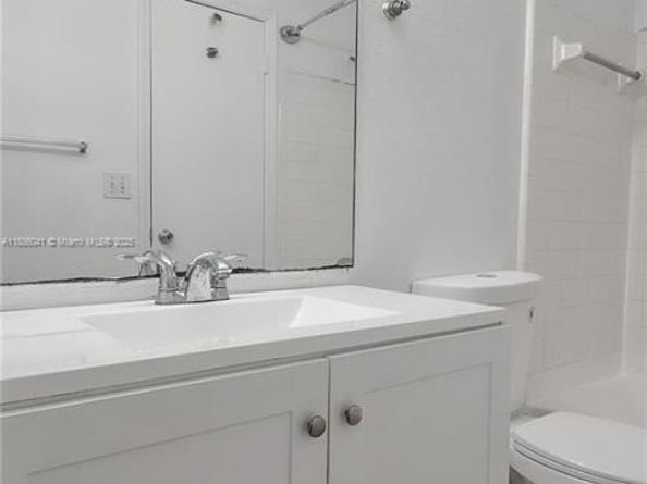 3380 N Pinewalk Dr N #1117, Margate FL 33063