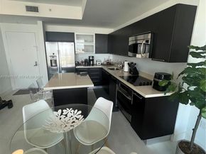 90 SW 3rd St 3706, Miami FL 33130